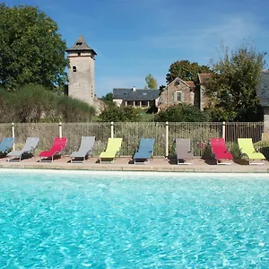 Le Chateau De Pervinquieres Ginals